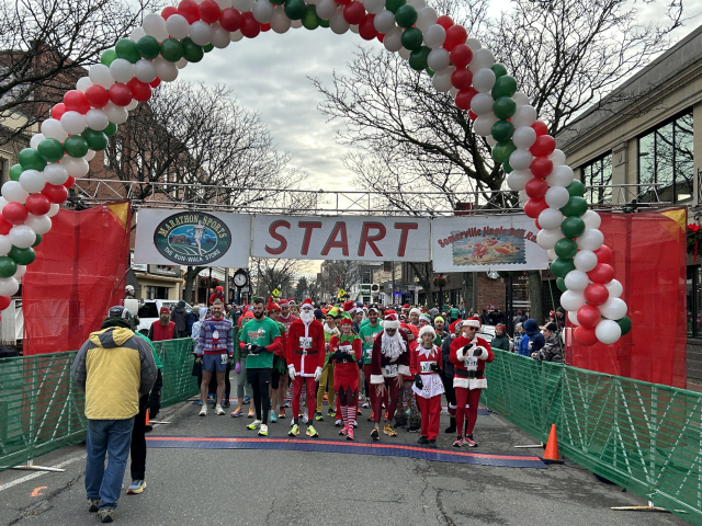 Runners starting