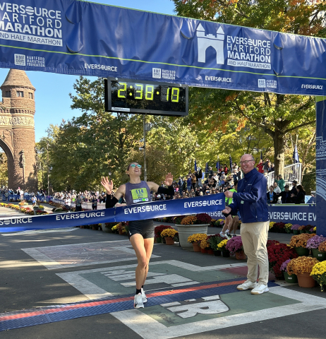 Angelia Rafter of Glastonbury, CT was the female winner of the marathon in a time of 2:38:10